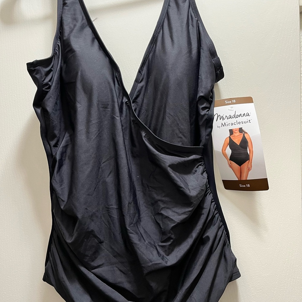 Miradonna by Miraclesuit Black Women's Intimate one Piece swimsuit